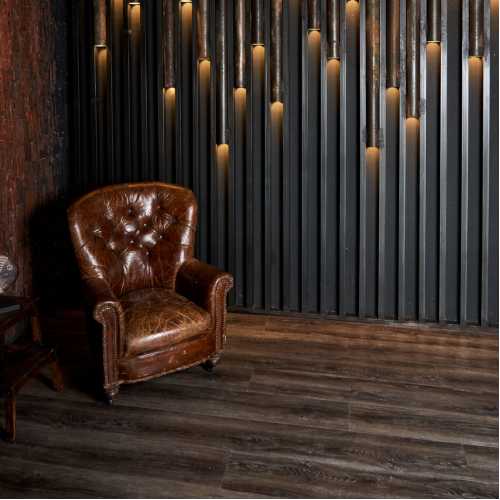 Фото Плитка ПВХ Vinilam Ceramo Дуб Лугано 8890-EIR, 43 класс (1520х225х5.5 мм)